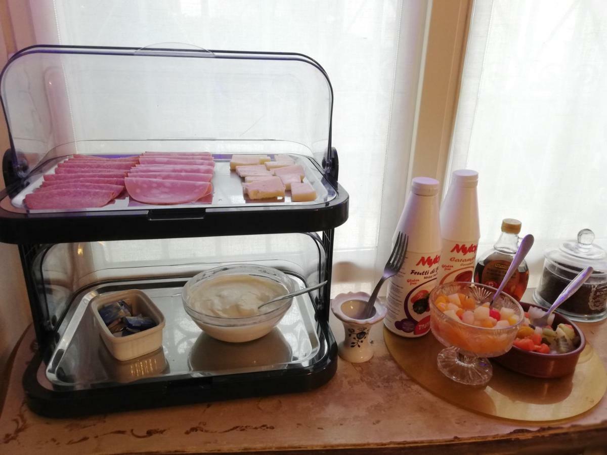 Bonsy Bob Bed & Breakfast Bergamo Bagian luar foto