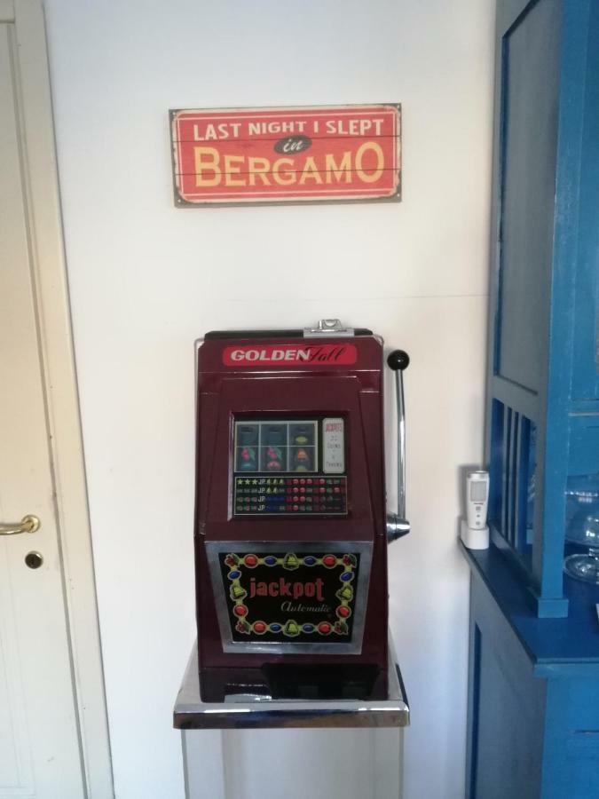 Bonsy Bob Bed & Breakfast Bergamo Bagian luar foto