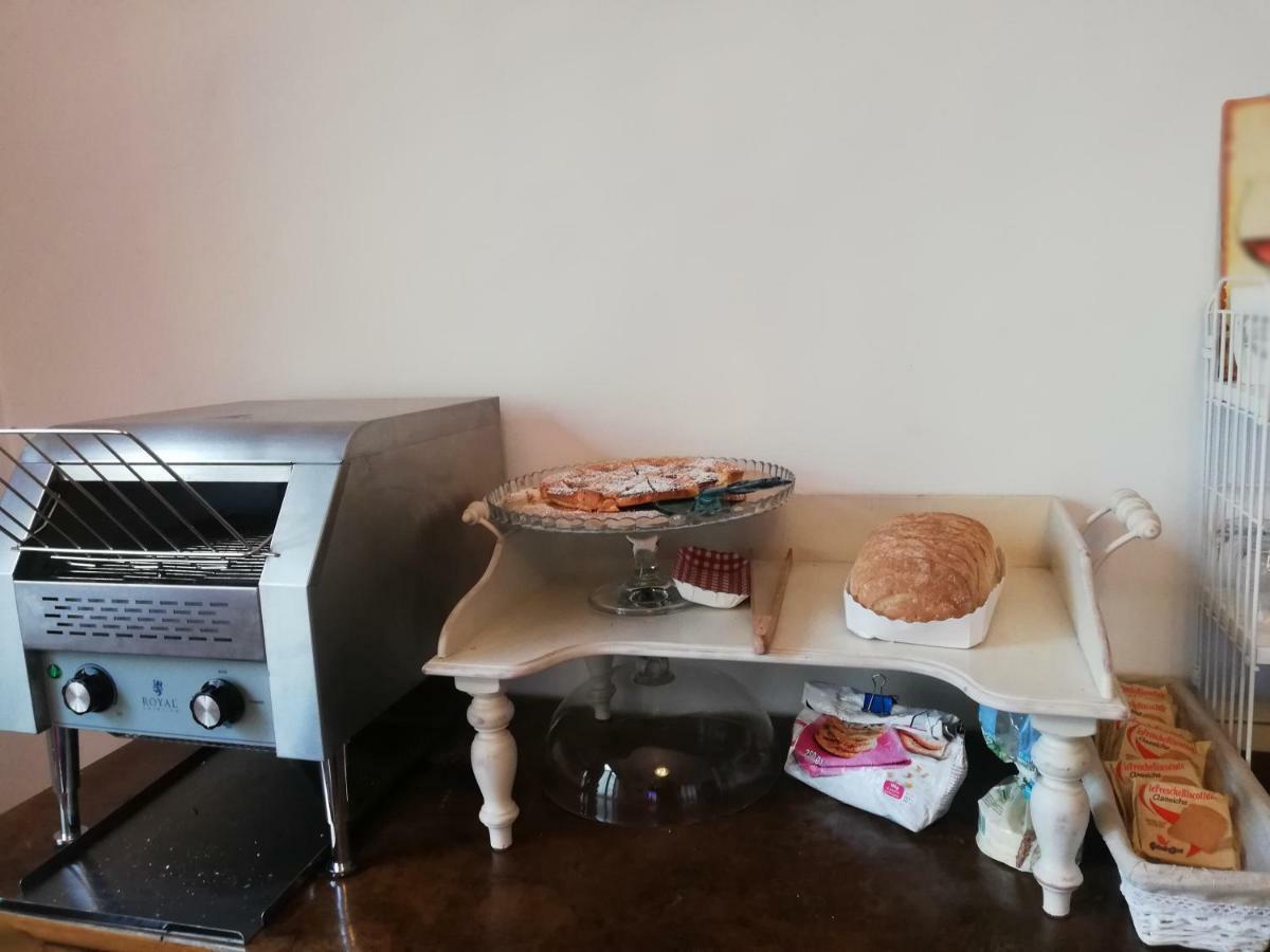 Bonsy Bob Bed & Breakfast Bergamo Bagian luar foto